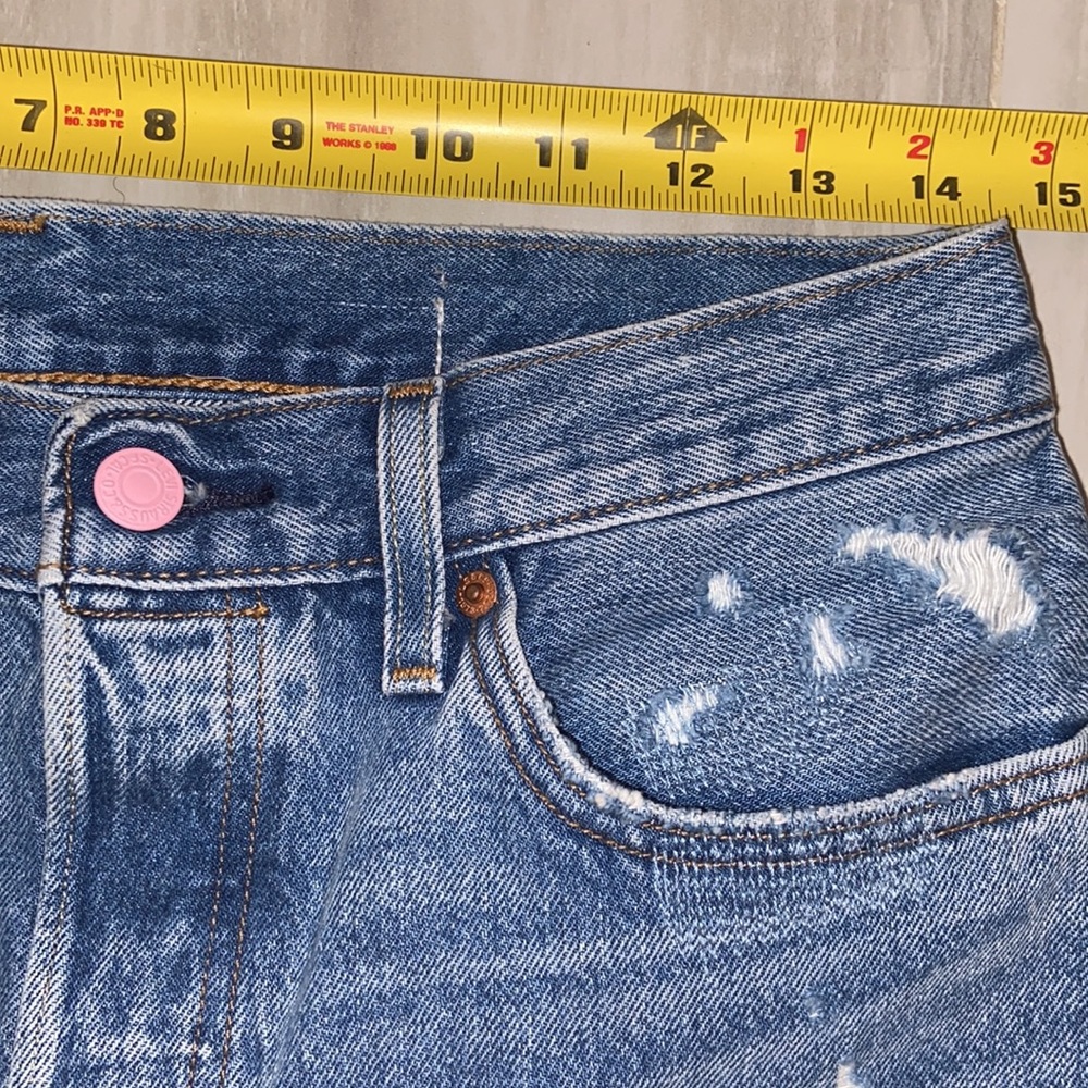 Levi’s 150 Yr. Ann. Selvedge Capital E 501, XOXO Collab., 28x30, EUC, $225 MSRP - Picture 5 of 13